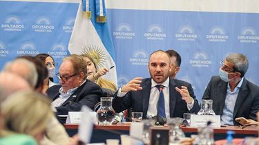 El ministro de Economía Martín Guzmán se reunirá con los principales representantes de la oposición para discutir el acuerdo con el FMI