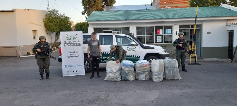 Casi 90 kilos de droga se incineró ayer en Tucumán.