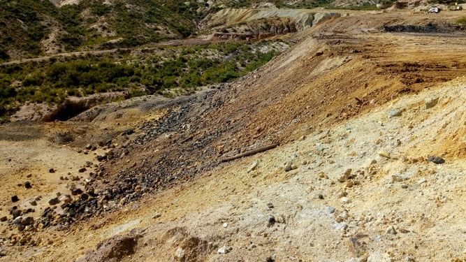 Escombreras: un recurso que no se explota y da lugar al tráfico ilegal de rodocrosita