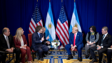 Milei se reunió con Trump, quien elogió la gestión libertaria