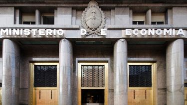 Según un informe, los intereses de la deuda se duplicaron