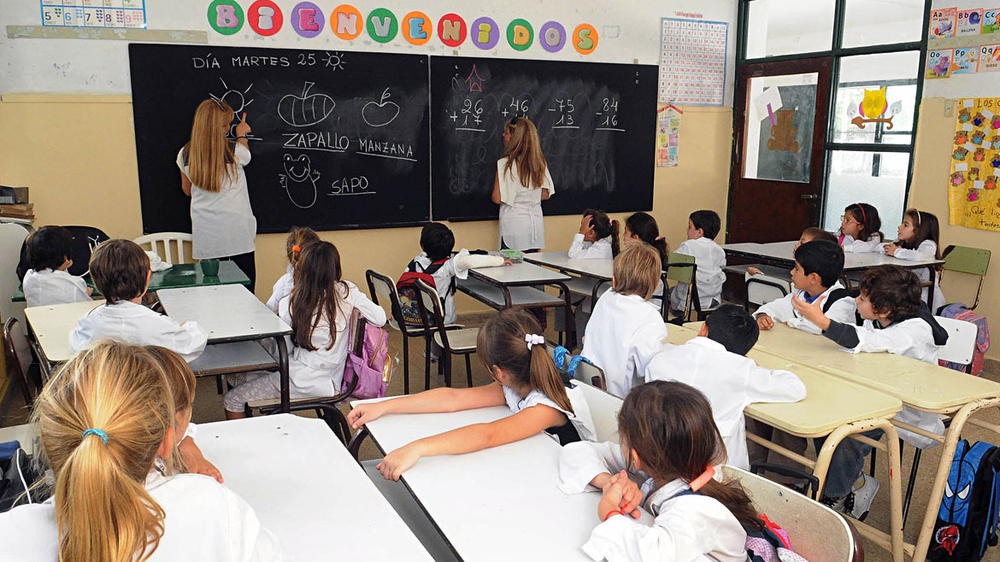 Al observar la evolución de los resultados de lectura de 3er grado entre 2013 y 2019, Argentina presenta una de las mayores caídas de la región (-2%).