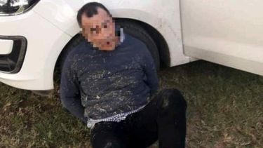 Se fugó de un puesto de control y fue detenido en una concesionaria