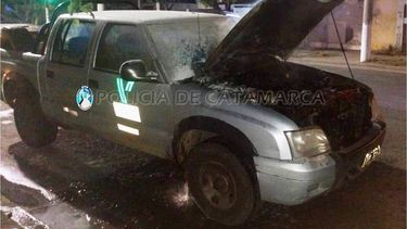 se incendio una camioneta de vialidad provincial