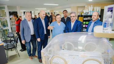 nuevas incubadoras para la maternidad provincial