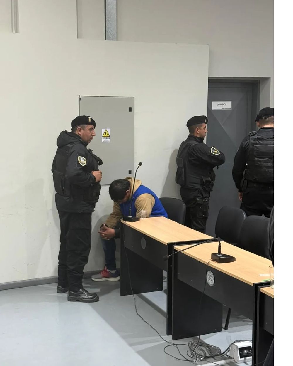 Vera fue declarado culpable de un delito menor y no será condenado a prisión perpetua