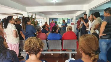 continuan las medidas de fuerza en el hospital san juan bautista