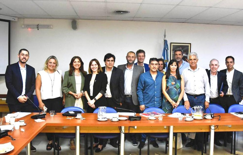 Comisión. Murúa y Ávila participaron en la comisión de minería.