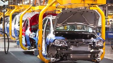 la produccion nacional de automoviles aumento 6% en noviembre