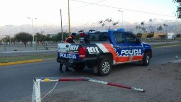 Murió tras chocar contra una valla frente al Predio Ferial