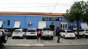Catorce policías contagiados y hay doscientos aislados