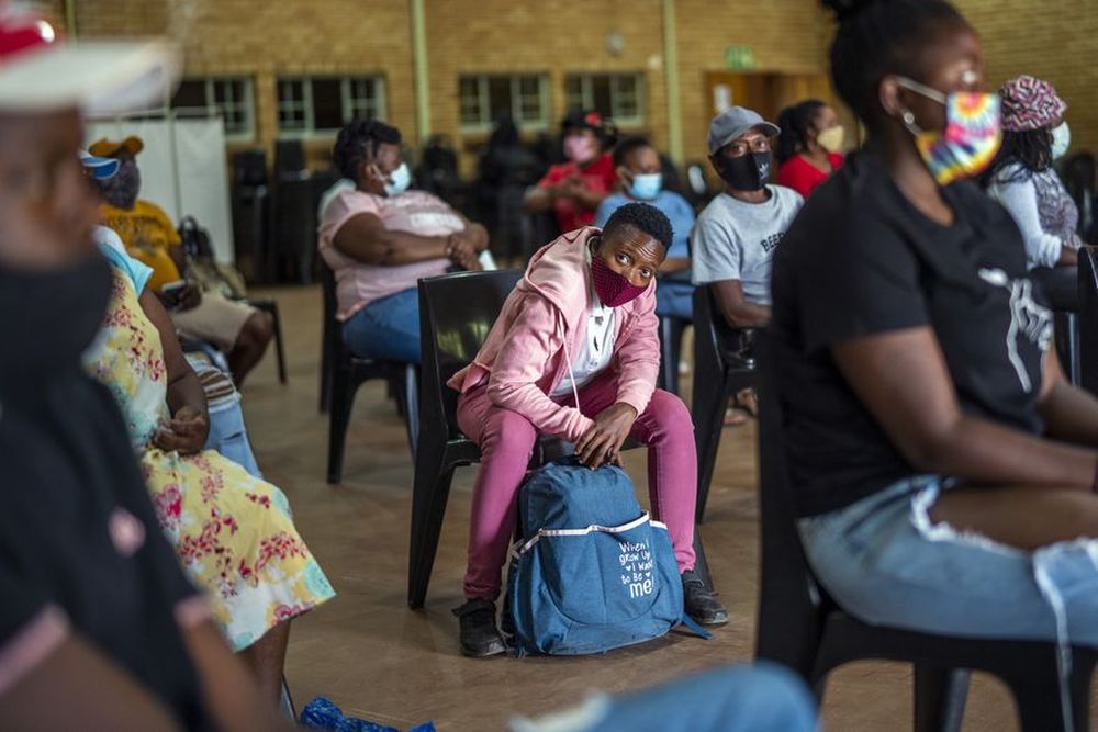 Los números que se reportan en Sudáfrica y dan cuenta de la rápida transmisión de la variante ómicron.&nbsp;