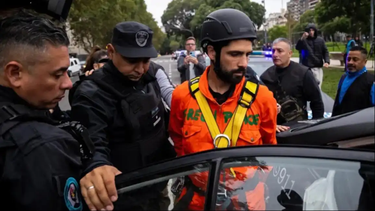 reprimieron a manifestantes que protestaban contra la reforma de la ley de glaciares