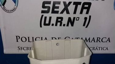 Fue sorprendido cuando se robaba un calefón eléctrico