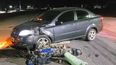 dos motociclistas resultaron con lesiones tras chocar con un automovil en san antonio de la paz