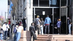 Los ahorristas catamarqueños retiran sus dólares del Banco