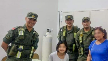 gendarmes auxiliaron a una nina que habia sufrido una descompensacion