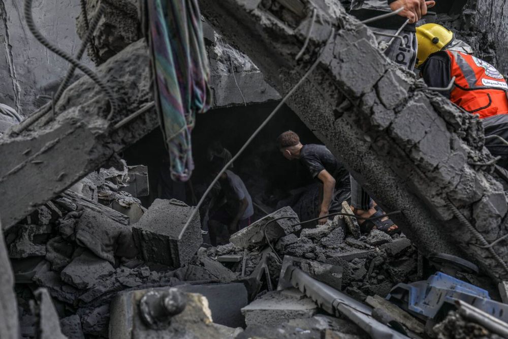 Gaza-denuncia-mas-de-500-muertos-por-un-bombardeo-israeli-en-un-hospital-en-el-norte-de-la-Franja-scaled-e1697569886229.jpg