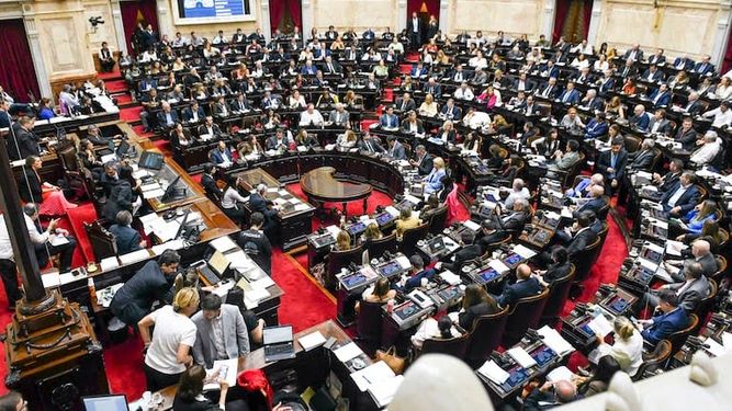 Los bloques opositores no lograron quórum para derogar el decreto de canje de deuda