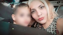 Asesinan a una mujer a puñaladas frente a su pequeño hijo