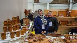 Realizan relevamiento de artesanos de toda la provincia en la Fiesta del Poncho
