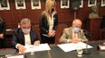 jalil firmo un convenio y catamarca tendra la carrera de medicina