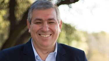 nos estamos acostumbrando a ser opositores 