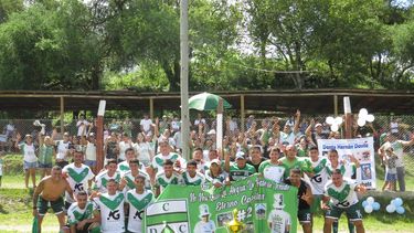 La Liga Ambateña coronó campeones en El Bolsón