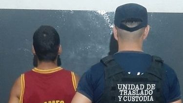 trasladaron al servicio penitenciario al acusado de ser el autor del asalto en el maxikiosco