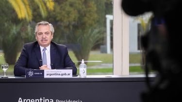 fernandez le deseo a trump una ?pronta recuperacion?