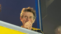 Willem Dafoe, el Duende Verde de Spider-Man, estuvo en La Bombonera con la camiseta de Boca Willem Dafoe, el Duende Verde de Spider-Man, estuvo en La Bombonera con la camiseta de Boca