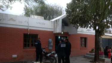 Denunció que su pareja le dio una golpiza y puso en riesgo a su beba