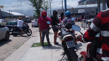 largas filas para cargar combustibles en catamarca: conoce donde hay nafta