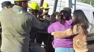 tension en la costanera oeste:  increparon a operarios de ec sapem durante un operativo