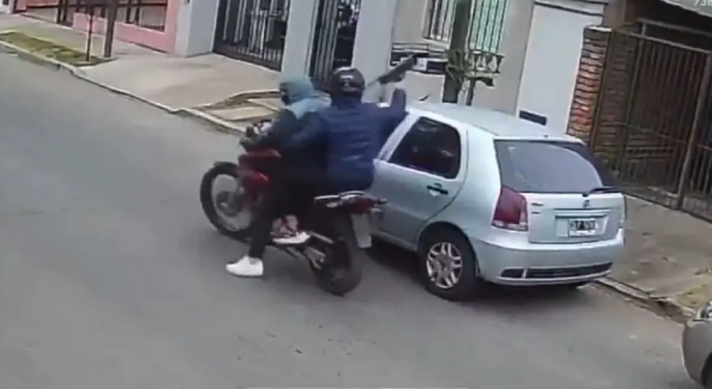 Motochorros en Merlo