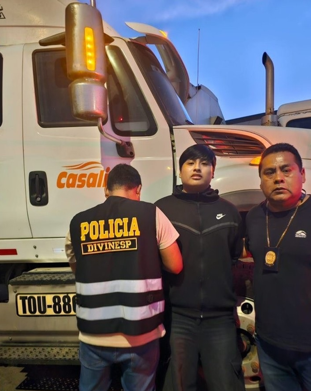 Fuga. Pequeño J, acusado de torturar y descuartizar a tres chicas.