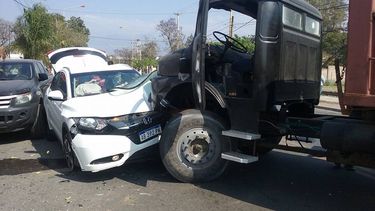 Impresionante accidente en la avenida Acosta Villafáñez