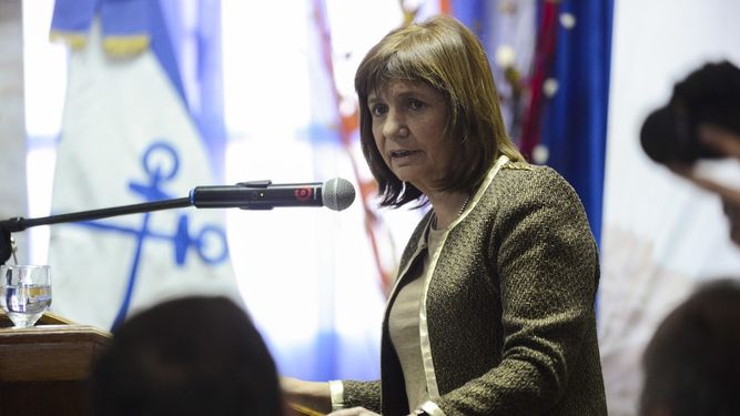Bullrich: Ya recibimos 85 llamados relacionados con los cuadernos
