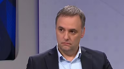 En el entorno de Manuel Adorni descartan una renuncia o licencia En el entorno de Manuel Adorni descartan una renuncia o licencia