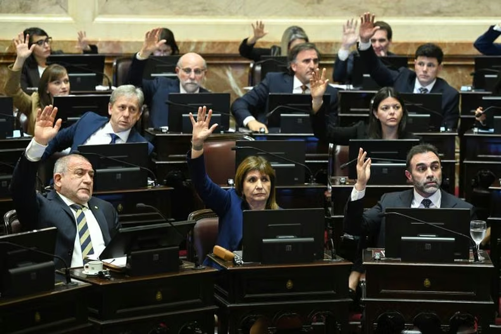 El Senado aprobó la reforma de la Carta Orgánica del Banco Central y vuelve a Diputados