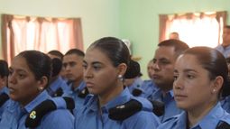 Suman  agentes  penitenciarios