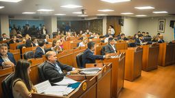 La adenda al contrato del Proyecto Fénix sigue generando polémica La adenda al contrato del Proyecto Fénix sigue generando polémica