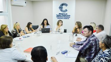 el gobierno acordo un 30% de incremento con los docentes