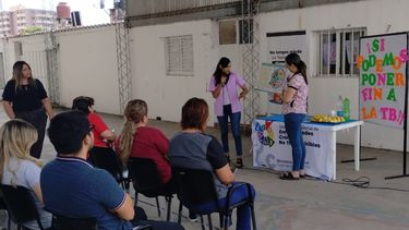 En las instalaciones del Ministerio de Salud se realizó una charla informativa sobre la enfermedad.