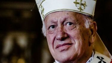 Aceptaron la renuncia al arzobispo señalado por encubrir abusos sexuales
