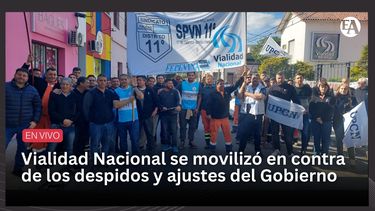 Vialidad Nacional se movilizó en contra de los despidos y ajustes del Gobierno