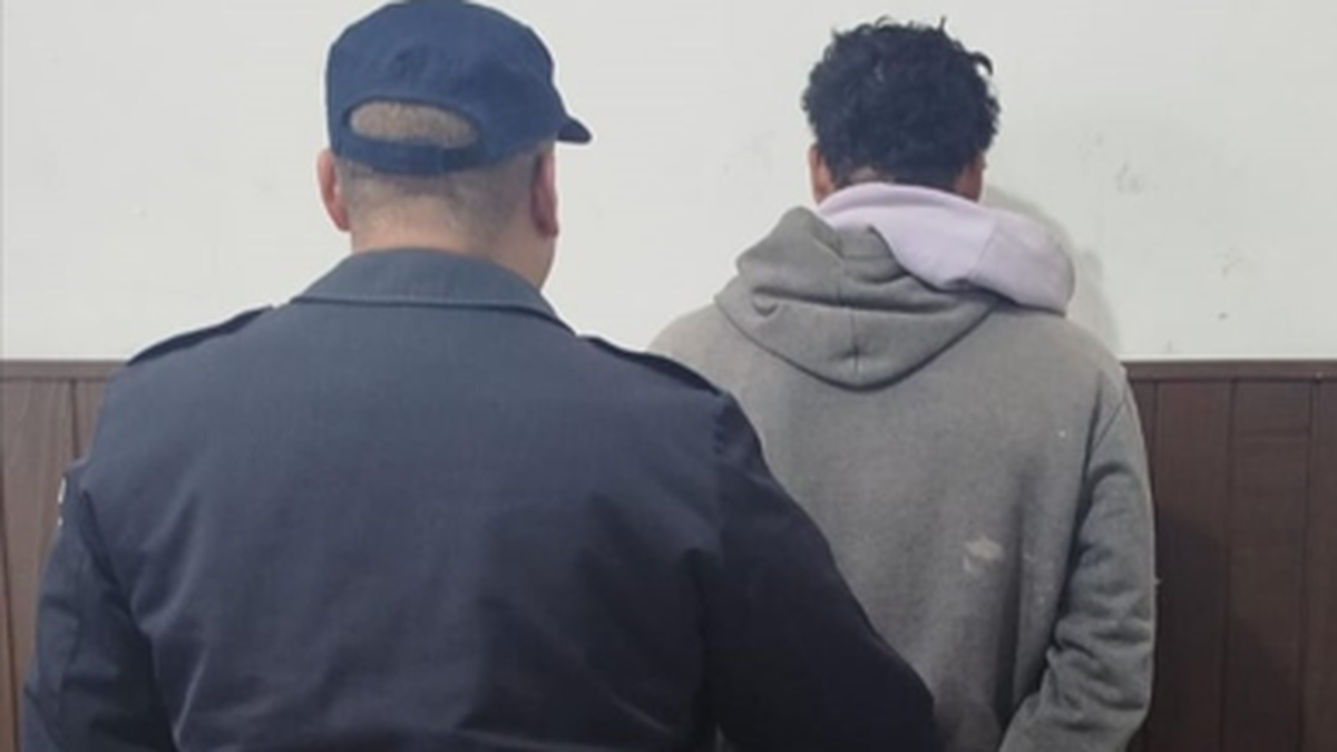 Detienen a un hombre por agredir y amenazar con prender fuego a su pareja