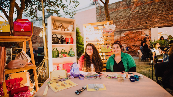 Feria de primavera, con artesanías, diseño y música