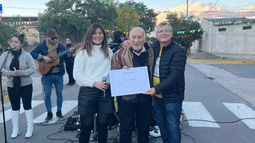 Marcelo Amador recibió el reconocimiento de una calle con su nombre
