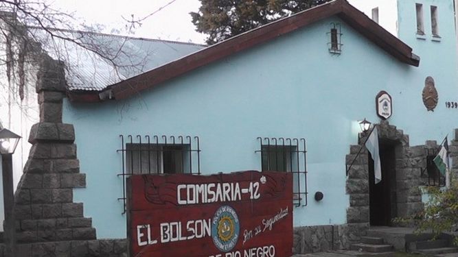 Hallan el cadáver de un joven, atado de pies y manos
